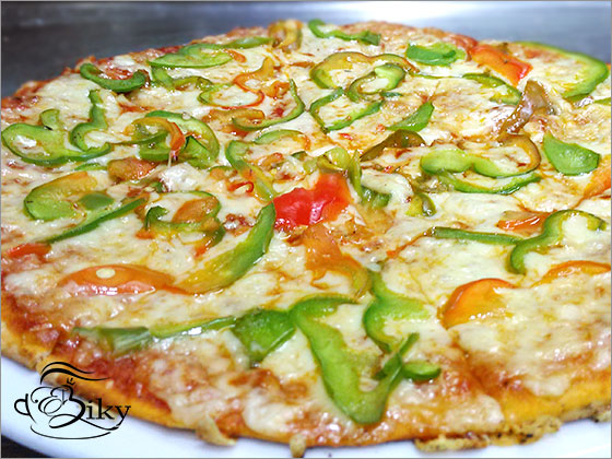 Pizza con pimiento y queso