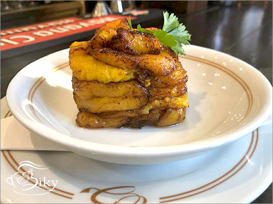 Platanos maduros frítos